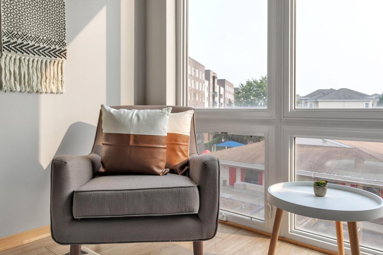 Beautiful Luxury 1Br In The Heart On Minneapolis Exteriör bild